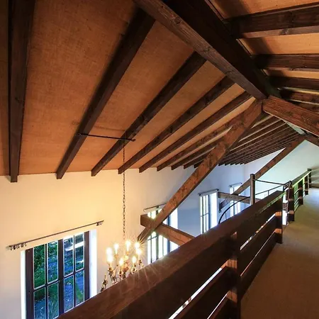 Haus Unter Der Buche ロカルノ